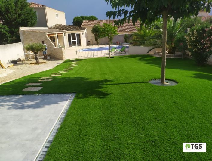 Pose de gazon synthétique dans la Haute Garonne